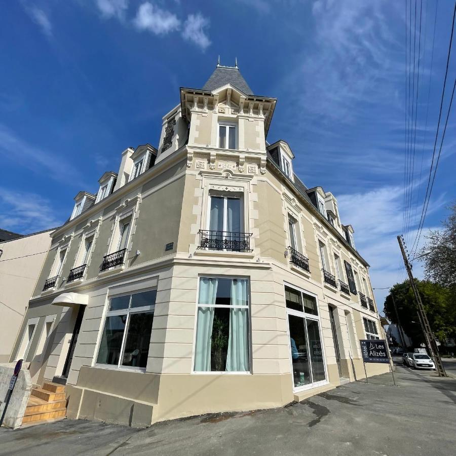 Cit'Hotel Les Alizes 迪纳尔 外观 照片