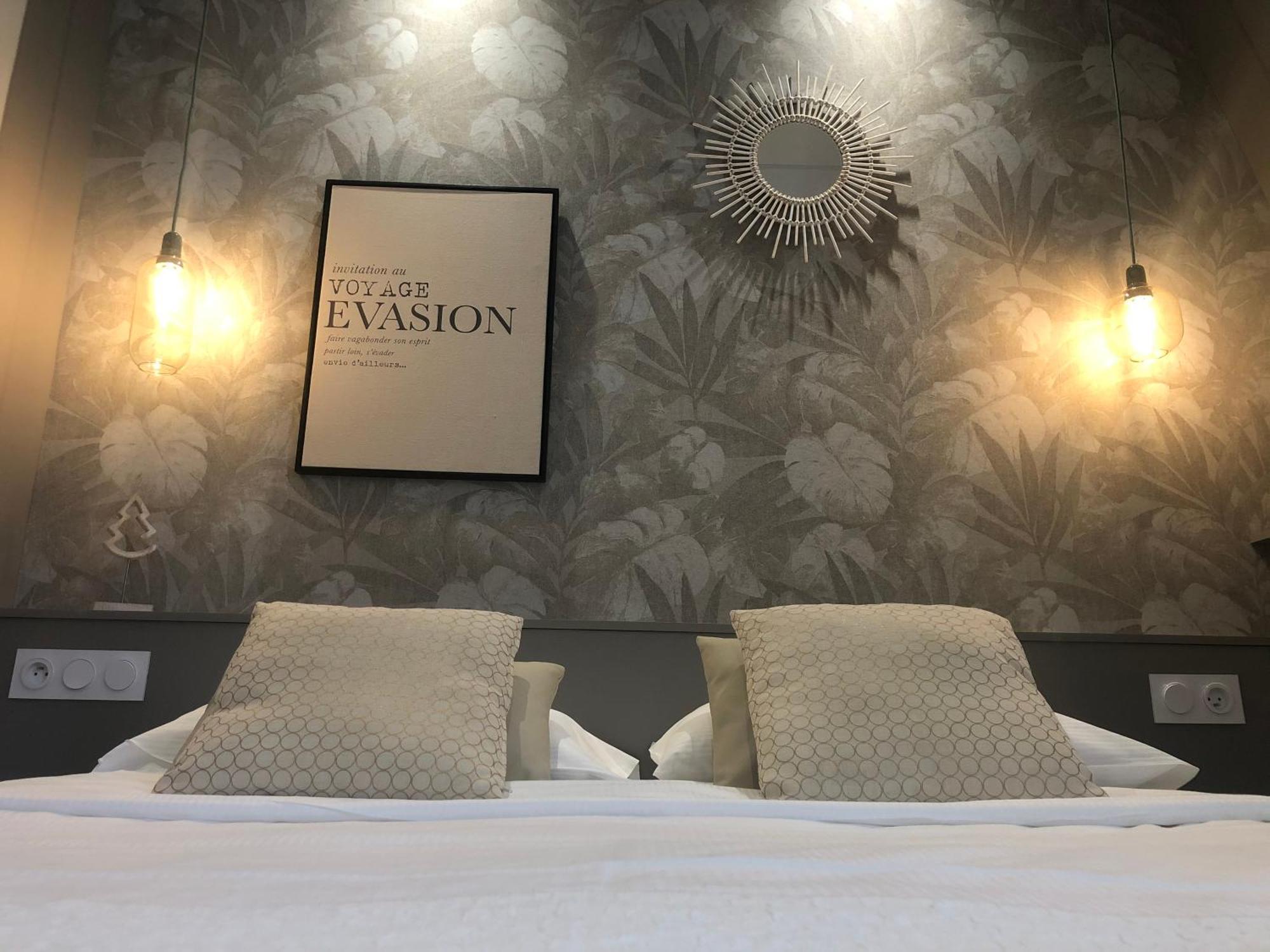 Cit'Hotel Les Alizes 迪纳尔 外观 照片