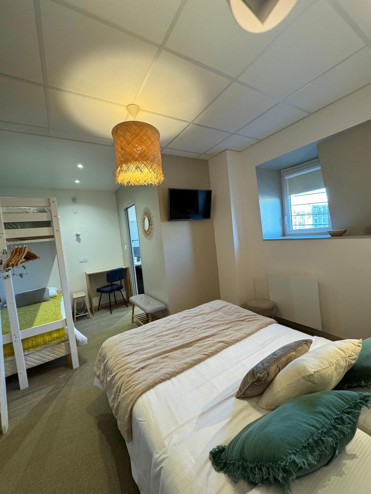 Cit'Hotel Les Alizes 迪纳尔 外观 照片