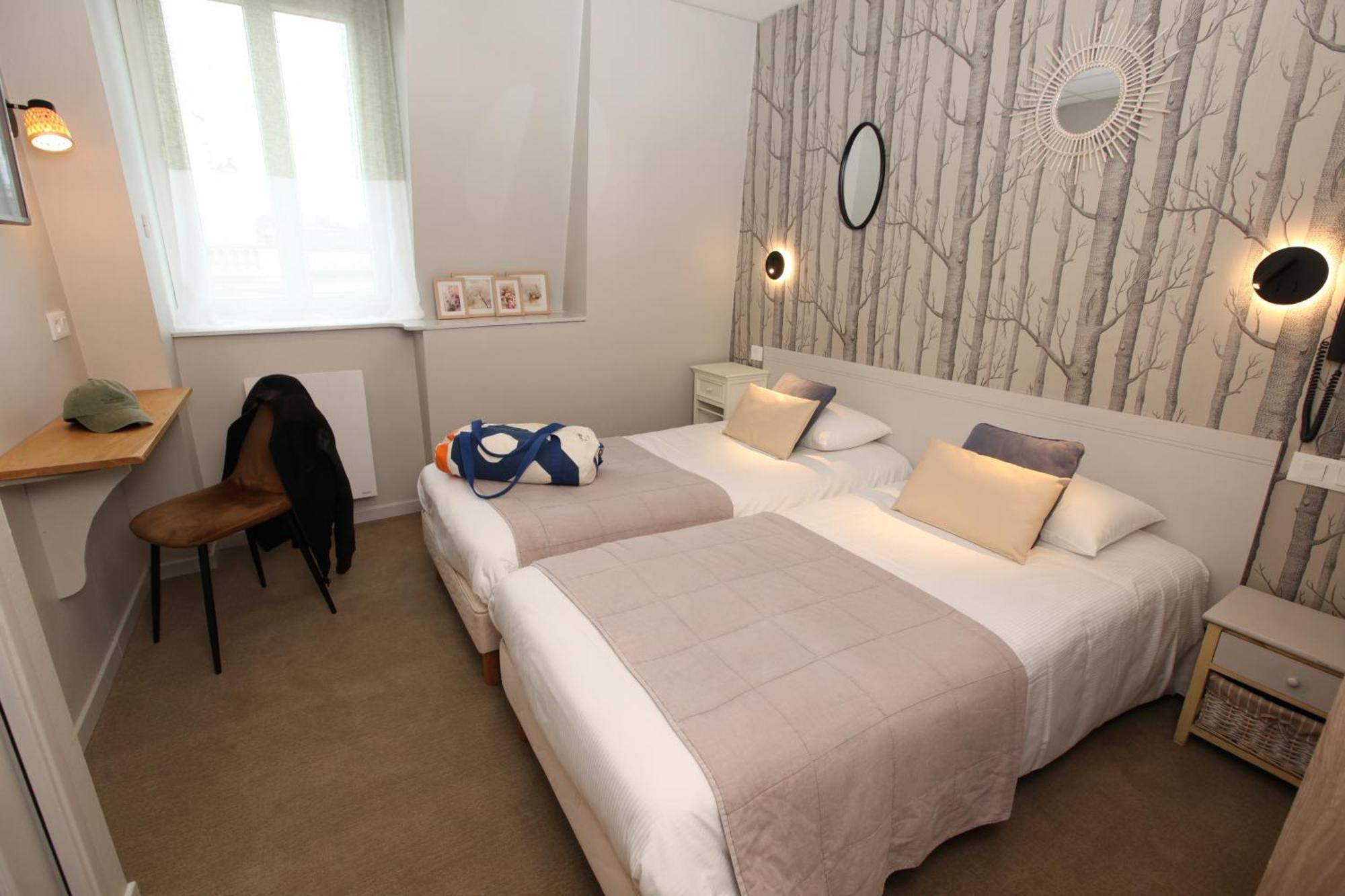 Cit'Hotel Les Alizes 迪纳尔 外观 照片